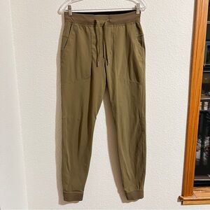 Men's Minimalist Olive Performance Joggers Drawstring Ankle Cuff